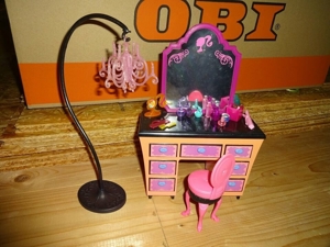 Barbie-Schminktisch zu verkaufen