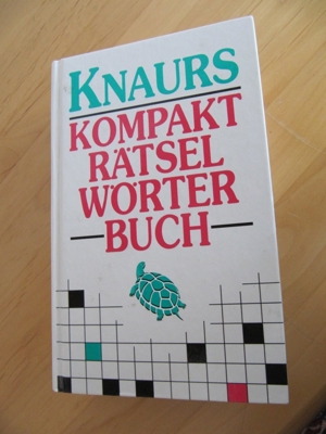 sehr gut erhaltenes Buch Kompakt Rätselwörterbuch von Knaurs Bild 1