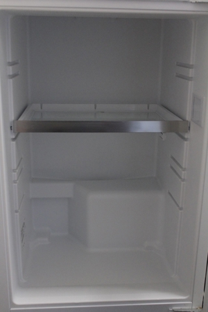 Biete sehr gut erhaltenen Einbaukühlschrank von Siemens, 144L Bild 5