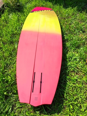 Naish Thrust WS Hover 122 l Foilboard 2018 Bild 5