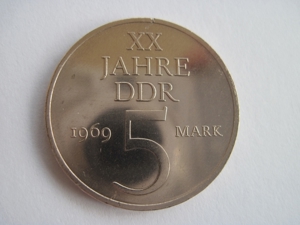 Münze 5 Mark 1969 Gedenkmünze XX 20 Jahre DDR seltene Materialprobe Bild 2
