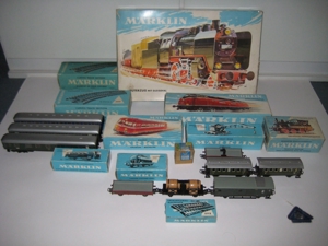 Märklin - 4 x lokomotiven - 4 x züge - ovp babyblau - eur 435