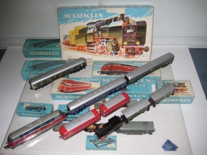 Märklin - 4 x Lokomotiven - 4 x Züge - OVP Babyblau - Eur 435 Bild 2
