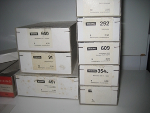 WIKING MODELLAUTOS/TW UNVERGLAST - CIRCA 120 STÜCK - OVP/HÄNDLERKARTON/ETC - EUR 965 Bild 14
