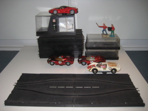 Carrera 132 - 4 x Ferrari Dino +Plus La Ferrari - C Transpo Silo LKW - 2x ARB - OVP S - UA - Eur 595 Bild 11