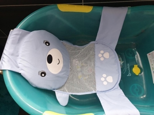 Baby Badewannennetz für Babys 0-6 Monaten. Bild 1