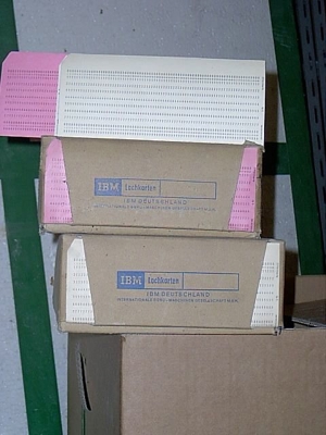80-spaltige Lochkarten (nostalgischer Datenträger) IBM "Rarität" Bild 1