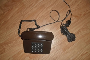 Eine Altes Telefon aus den 70er, 1x Bettwäsche Set. Bild 4