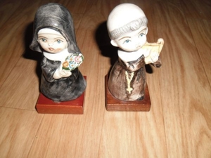 3 kleine Deko-Figuren Non+Münch und Ballerina aus Keramik oder Porzellan Bild 6