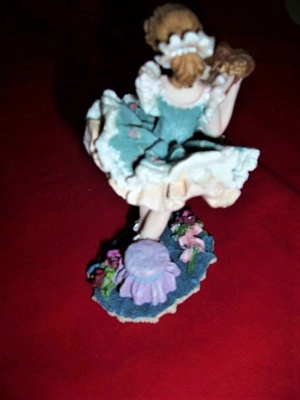 3 kleine Deko-Figuren Non+Münch und Ballerina aus Keramik oder Porzellan Bild 11