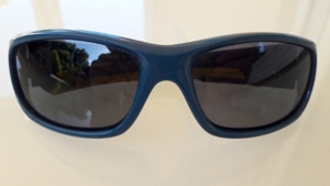 Neuwertige Sonnenbrille für Kinder; beim Optiker gekauft; TOP-Zustand!!! Bild 3