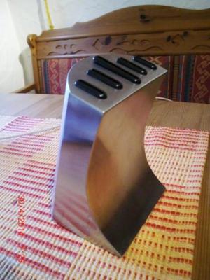 Stylischer Edelstahl (gebürstet)-Messerblock ohne Messer, Bild 2