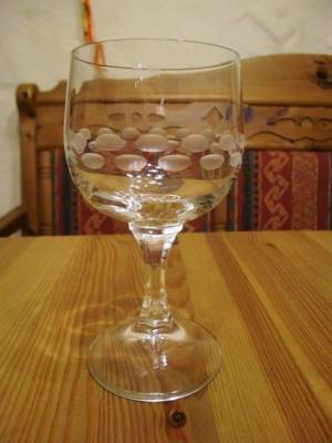 6 neue Grappa-Gläser und 6 Weingläser, je Set 10 EUR; Bild 2