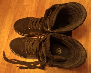 NEU! Div. Damen Marken Schuhe Gr. 39 : Sneaker hoch Schnürschuhe schwarz m. Snakeprint Muster u.v.a. Bild 3