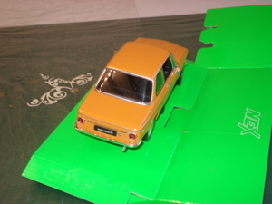 BMW 2002ti 1:24 neuwertig unbespielt, OVP. Bild 7