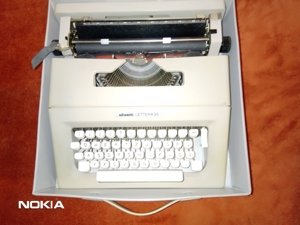 Schreibmaschine Olivetti Lettera 25