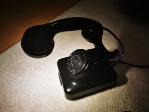 50er Jahre Altes Bakelit Telefone schwarzes als Lampe Bild 4