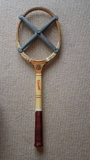 Tennis Schläger Antik V.Snauwaert mit Spannvorrichtung Snauwert Bild 1