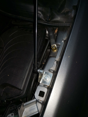 Haubenlift, Motorhaube Dämpfer Edelstahl W246 B-Klasse W245G neu Bild 4