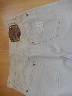 Damen-Jeans Gr. 38 beige - mit Stickerei "USED" auf Gesäßtasche Bild 3