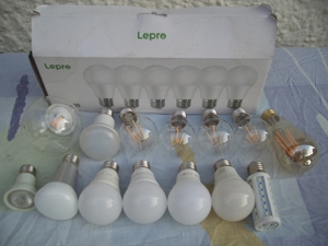 19 x E27 LED Energiesparlampen