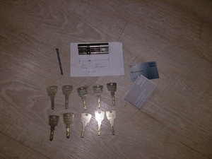 Schließszylinder + 10 Schlüssel KESO 4000S Omega, mit Sicherungskarte Bild 1