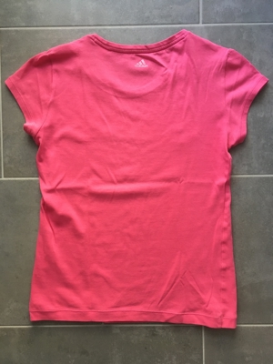 Sportshirt von adidas mit Schriftzug Bild 2