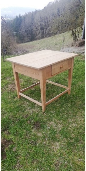 Naturholztisch antik unbehandelt Bild 3
