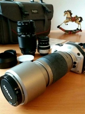 Nikon Spiegelreflexkameras 2 - 4 Objektive + sehr viel Zubehör   TOP Bild 6