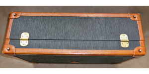 Holzkoffer mit kratzfester Schutzschicht aus Kuhststoff + Leder Bild 3
