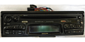 PHILIPS Autoradios aus den 90er Jahren - mit CD oder Cassette Bild 7