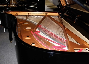 Flügel Klavier Yamaha C7, schwarz pol., 227 cm, Nr. 2283606 Bild 9