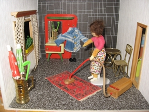 Puppenhaus-Puppenstube eingerichtet, zum Spielen bereit Bild 10