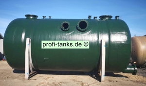 P135 gebrauchter 46000 L Polyestertank Rapsöltank Molketank Wassertank Flüssigfuttertank Melassetank Bild 1