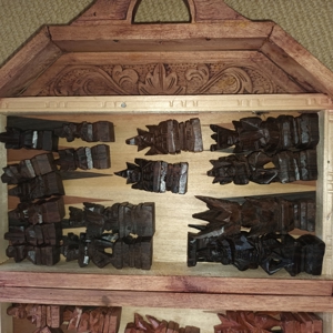 Schachbrett Holz handgefertigt Bali neuwertiger Zustand Bild 5