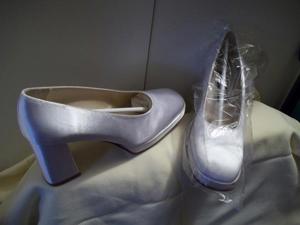 Modehaus-Damen-Hochzeits-Schuhe *Rainbow Club* PRISKA WAITH; Größe 38; wie NEU nur einmal angehabt;