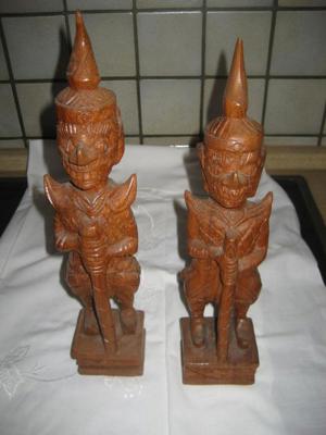 2 handgeschnitzte Holzfigur, Figur aus Holz, Teakholz aus Thailand Bild 5