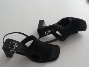 Sehr schöne bequeme Damen-Sandaletten der Marke Servas Bild 2