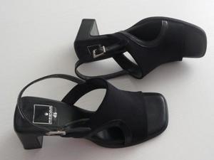 Sehr schöne bequeme Damen-Sandaletten der Marke Servas Bild 4