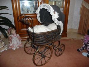 Puppenwagen Antik Bild 1