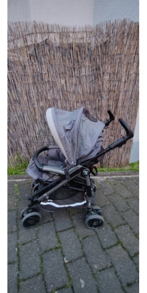 Maxi Cosi Babyschale Autositz Kindersitz Kinderwagen  Bild 2