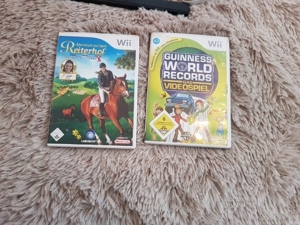 Nintendo Wii mit 2 Spielen  Bild 5