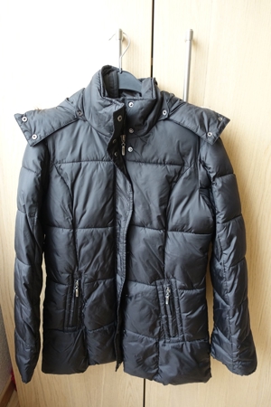 Steppjacke Winterjacke Damenjacke schwarz neuwertig Größe M Bild 2