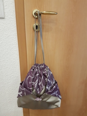 Taschen-Set Handtasche Beuteltasche mit Kosmetiktasche neu Bild 9