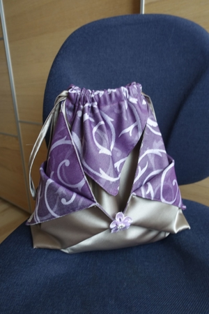 Taschen-Set Handtasche Beuteltasche mit Kosmetiktasche neu Bild 6