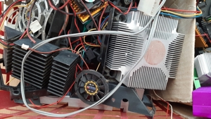 PC LÜFTER + KÜHLKÖRPER Bild 4