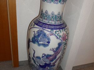 Bodenvase made in China mit Pfauen, gebraucht Bild 3