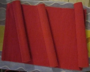 Rote Tischdecken + Tischsets, "APART", neu, ovp.; 2x 4 rote Platzsets "Tchibo TCM" Bild 16