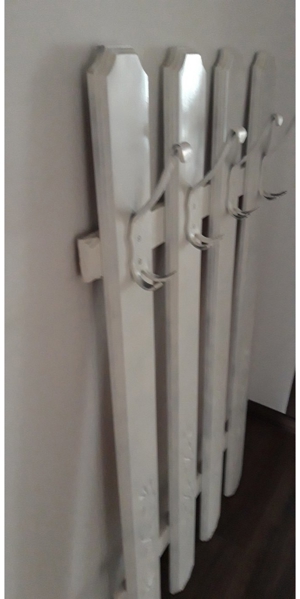 Wandgarderobe Bild 2