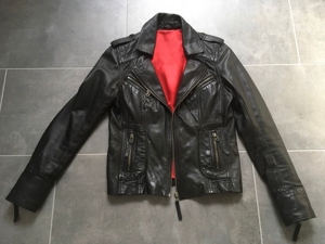 Bikerlederjacke